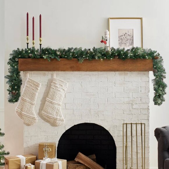 Christmas Decoration Wreath New in a Box, NWT - Picture 1 of 7